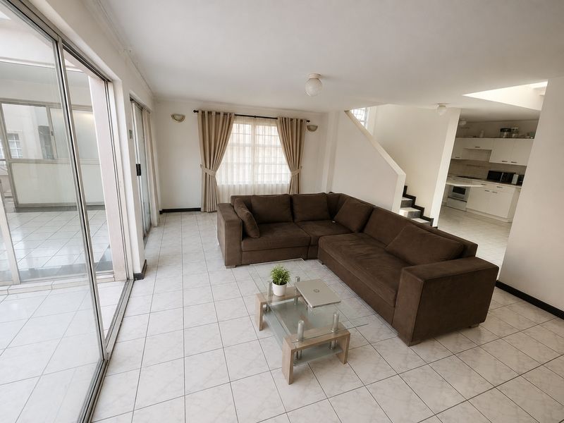 Apartment For Sale in Corlett Gardens, Johannesburg - Photo 3