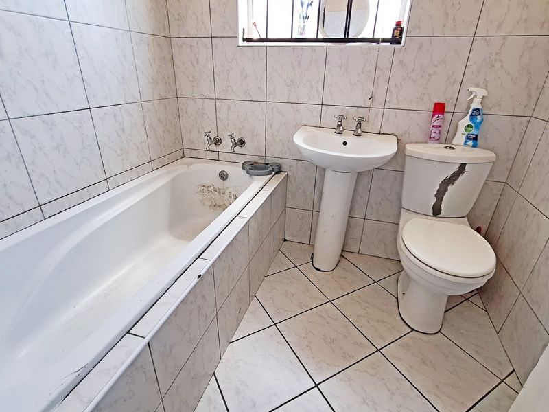 3 Bedroom house with spacious plot - Photo 5