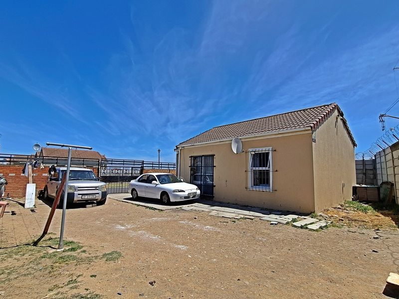 3 Bedroom house with spacious plot - Photo 9