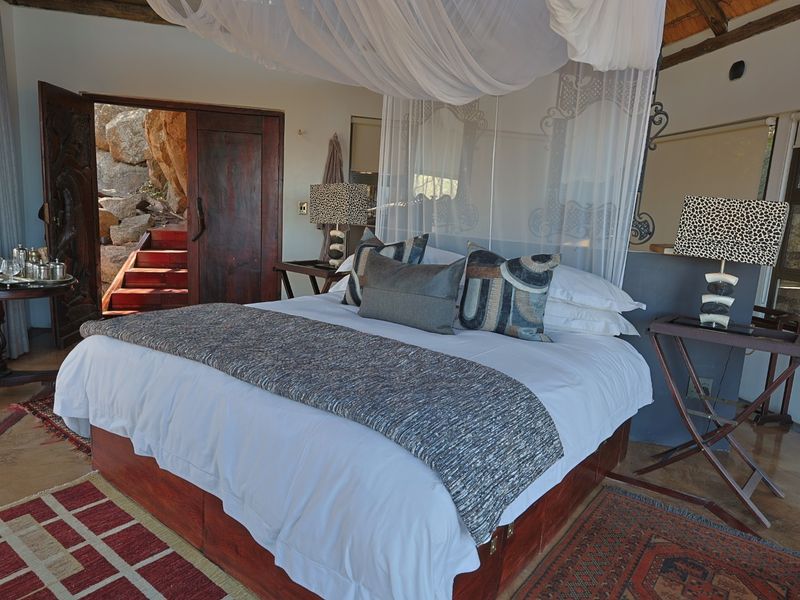 Big 5 - Exclusive 5-Star Safari Lodge for Sale Mokaikai Private Nature Reserve, Waterberg - Photo 5