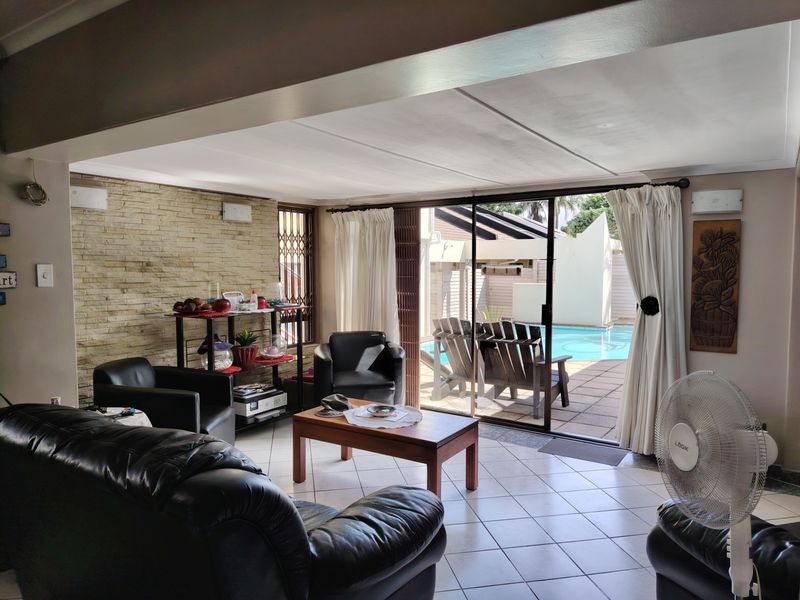 Expansive House For Sale in Beverley Hills, Durban, KwaZulu Natal - Photo 5