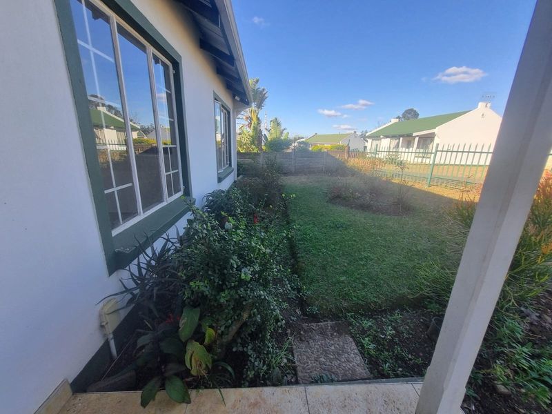 A Family Home with Space to Grow in Secure Cleland - Photo 3