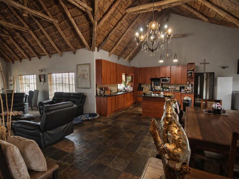 7.2ha Private Off-Grid Bushveld Lifestyle Property - Photo 7