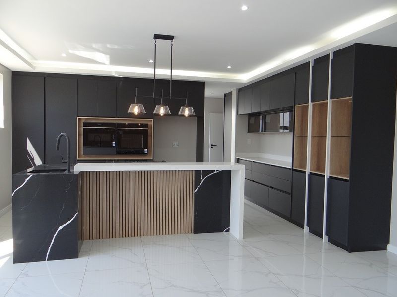 4 Bedroom House For Sale in Fountainbrook Estate, Midstream Estate, Centurion - Photo 7