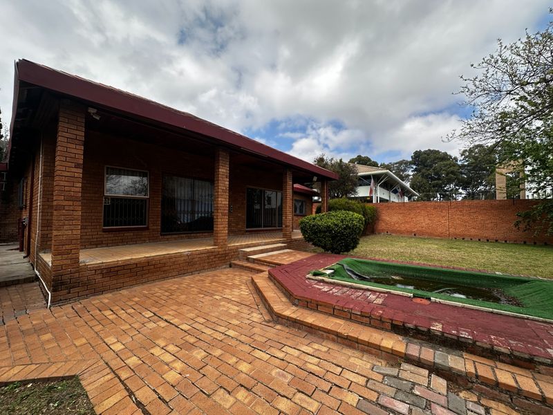 House For Sale in Baileys Muckleneuk, Pretoria - Photo 2