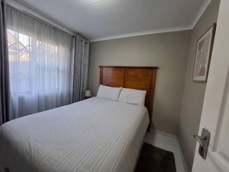 3 BEDROOM HOUSE ON SALE AT TIRONG ESTATE, RANDBURG, JOHANNESBURG - Photo 9