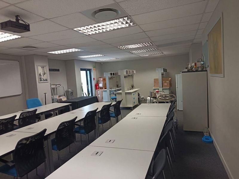 337 m2 Office To Let - Island Office Park, Riverhorse Valley - Photo 9