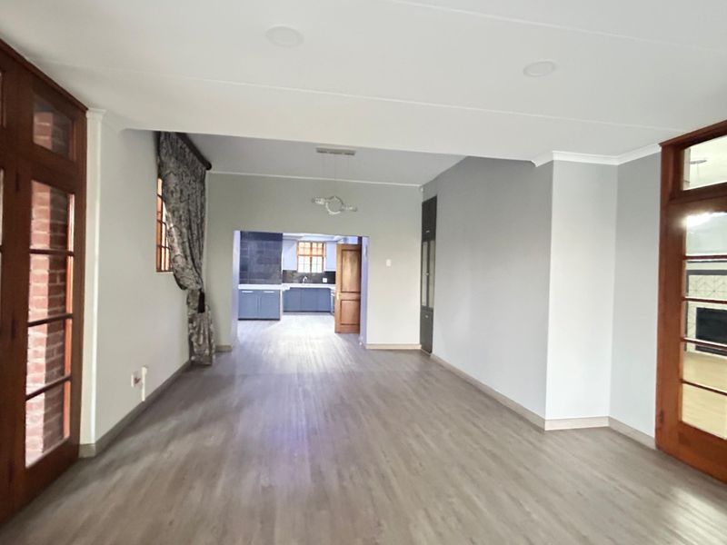 STUNNING MASTERPIECE - MAJESTIC DOUBLE-STOREY FAMILY ESTATE FOR SALE IN THE HEART OF VANDERBIJLPARK - Photo 9