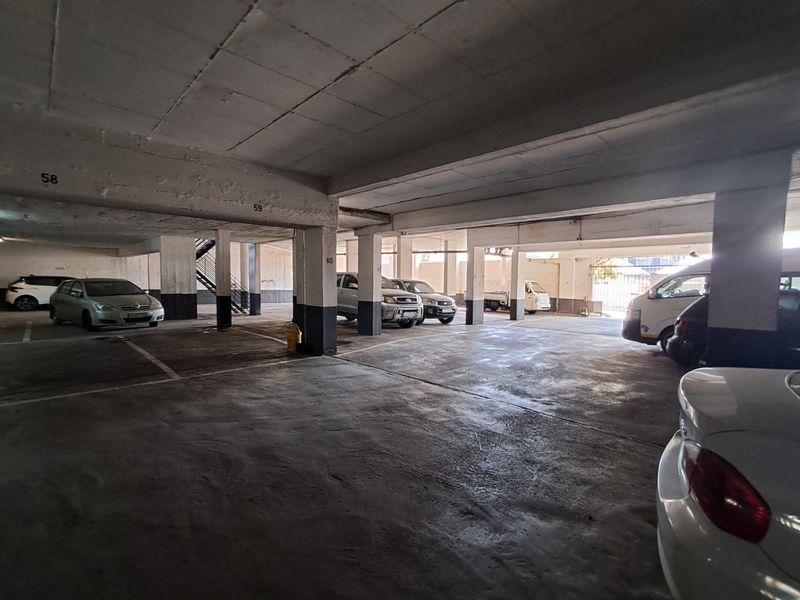 Apartment For Sale in Berea, Johannesburg - Photo 10