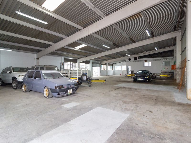 Secure Industrial Warehouse with Office Block To Let at 93 Juta Road, Neave | 490 sqm - Photo 5