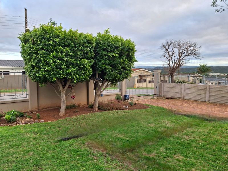 3 Bedroom Family home for sale in  Despatch - Photo 5