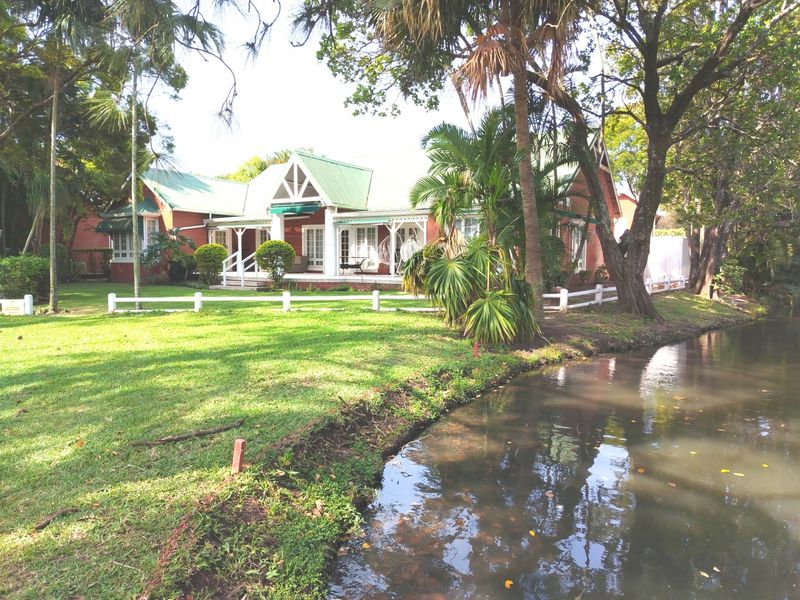 3 Bedroom Freestanding House for Sale in Mount Edgecombe Country Club Estate, KwaZulu Natal - Photo 2