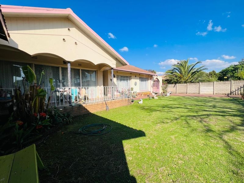 House For Sale in Vanderbijlpark SE 7, Vanderbijlpark SE, Vanderbijlpark - Photo 2