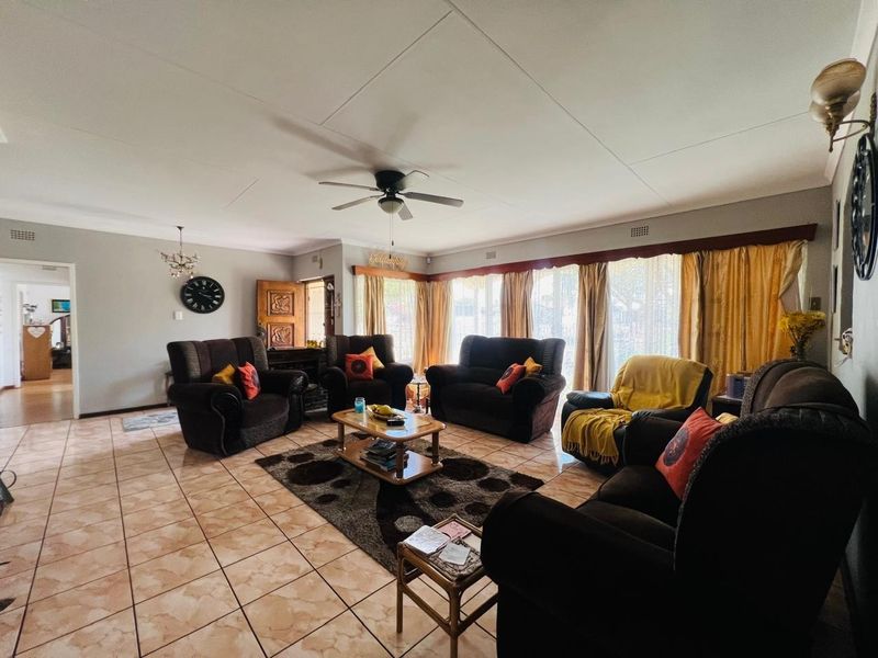 House For Sale in Vanderbijlpark SE 7, Vanderbijlpark SE, Vanderbijlpark - Photo 5