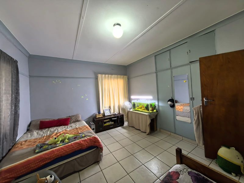Family Home or Investment opportunity Albertynshof Kimberley - Photo 7