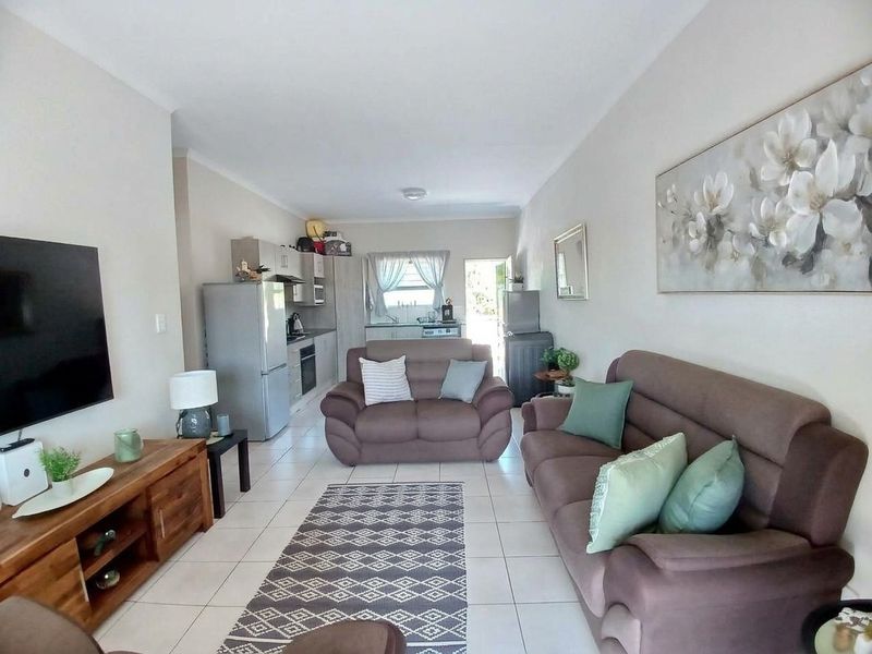 Townhouse for Sale in Brentwood Park / Benoni AH - Photo 2