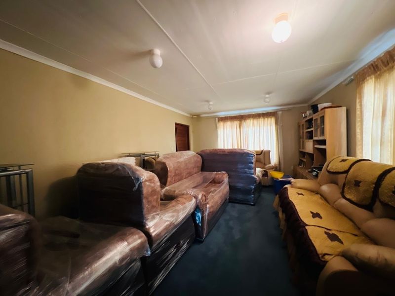 House For Sale in Rosehof, Vanderbijlpark, AH, Vanderbijlpark - Photo 8