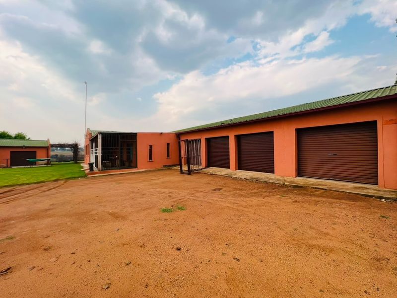 House For Sale in Rosehof, Vanderbijlpark, AH, Vanderbijlpark - Photo 3