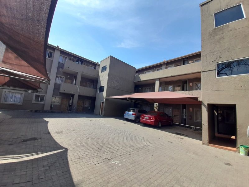Apartment For Sale in Nelspruit Central, Nelspruit - Photo 2