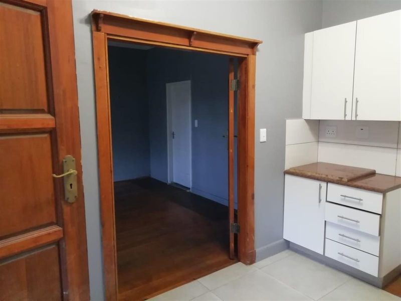 R18k pm investment property - tenanted already - Photo 5