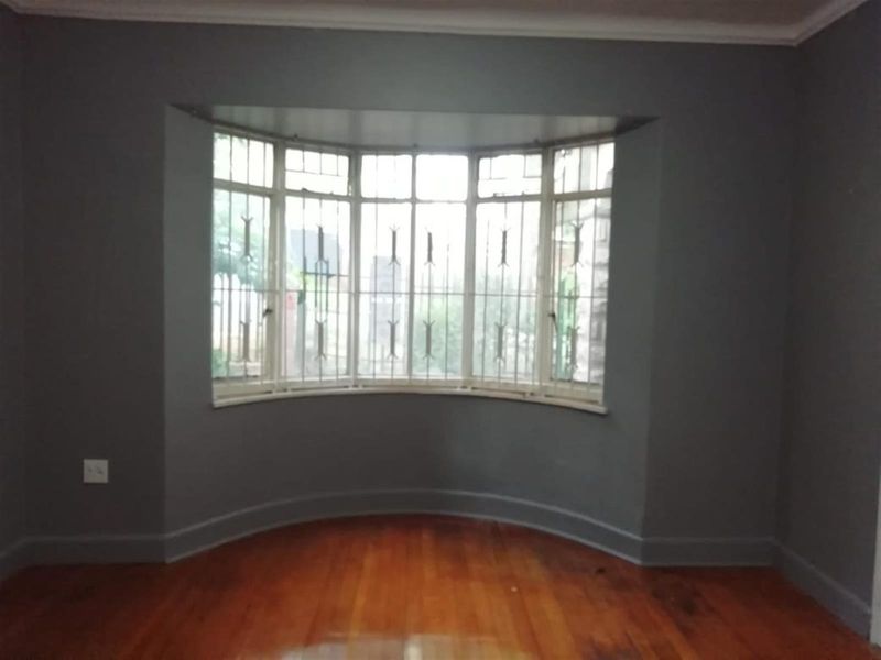 R18k pm investment property - tenanted already - Photo 10