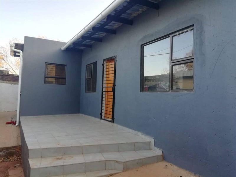 R18k pm investment property - tenanted already - Photo 2