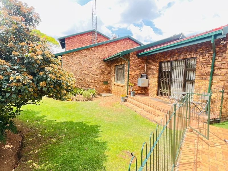 5 Bedroom House For Sale, The Reeds - Photo 8