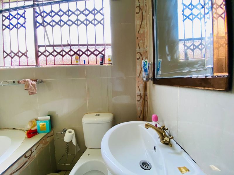 House For Sale in Makwarela Ext 3, Thohoyandou - Photo 7