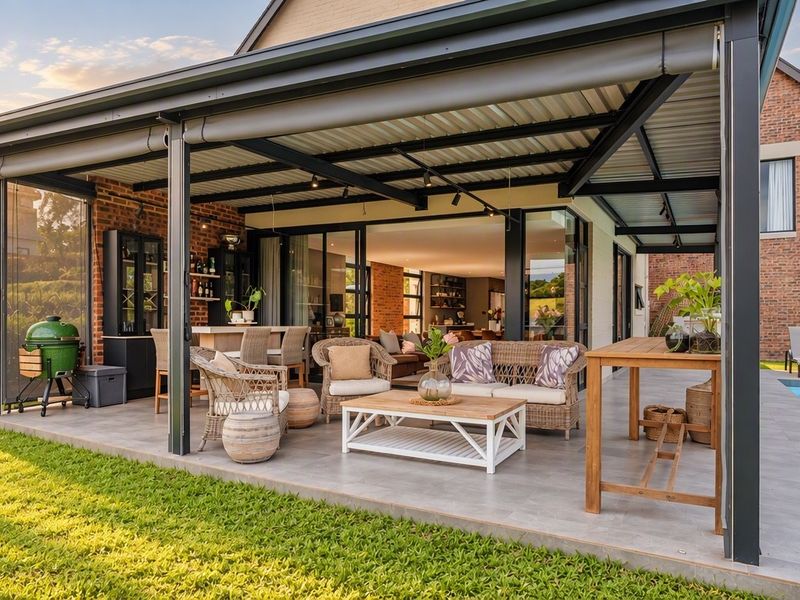 A Showstopping Home Filled with Light, Luxury and Character - Photo 2