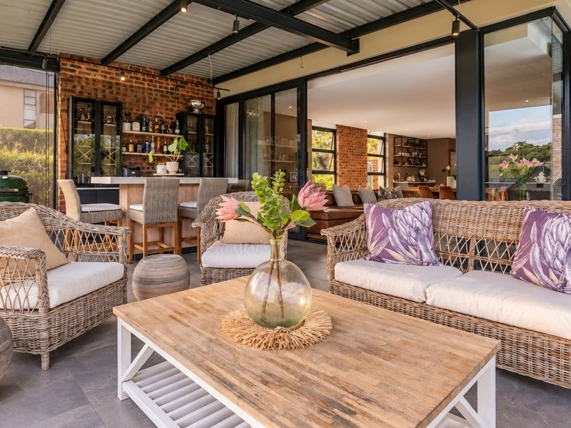 A Showstopping Home Filled with Light, Luxury and Character - Photo 4