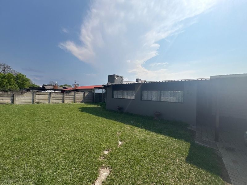 House For Sale in Arborpark, Newcastle, KwaZulu Natal - Photo 3