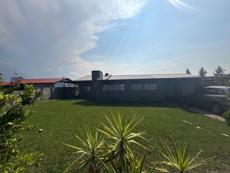 House For Sale in Arborpark, Newcastle, KwaZulu Natal - Photo 2