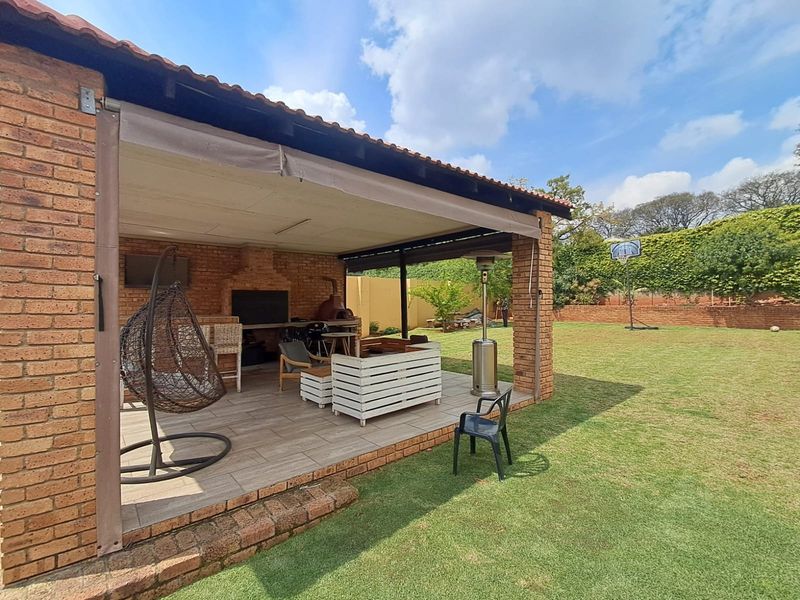 House For Sale in Kensington, Johannesburg - Photo 6