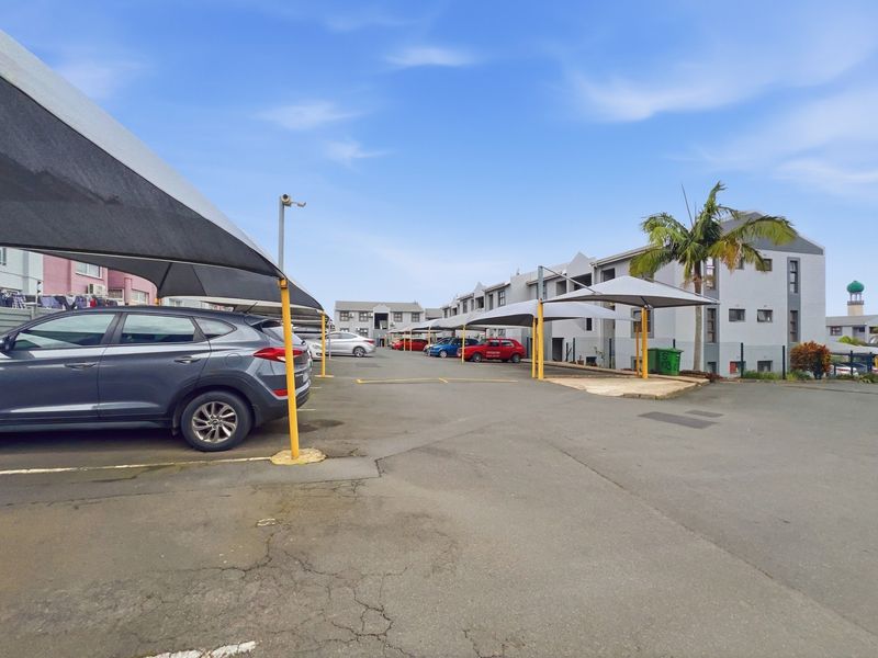 Newly Renovated 3 Bedroom Apartment For Sale in Sydenham, Overport, Durban, KwaZulu-Natal - Photo 4