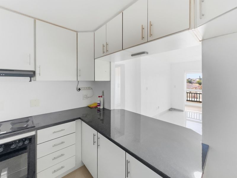 Newly Renovated 3 Bedroom Apartment For Sale in Sydenham, Overport, Durban, KwaZulu-Natal - Photo 7