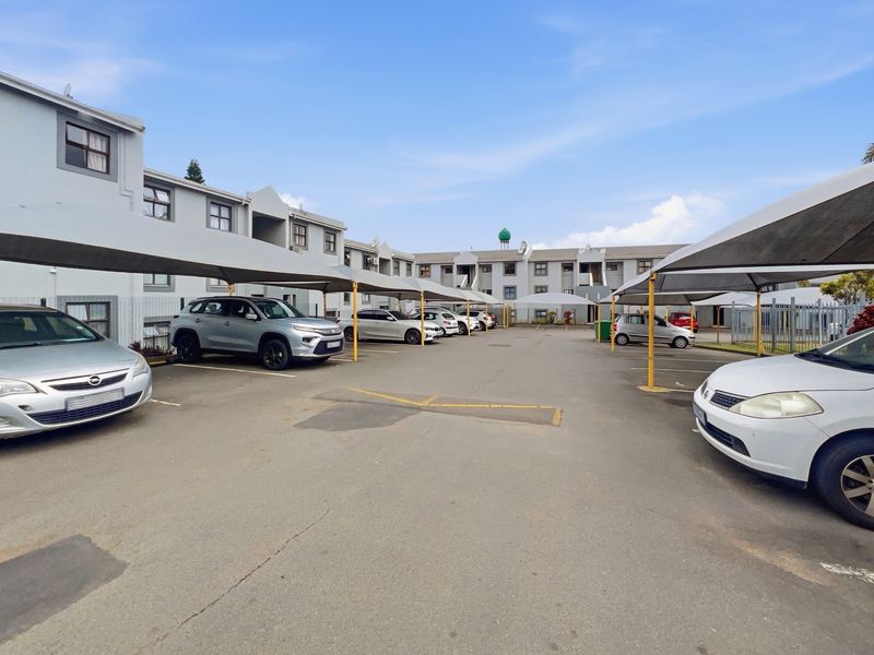 Newly Renovated 3 Bedroom Apartment For Sale in Sydenham, Overport, Durban, KwaZulu-Natal - Photo 3