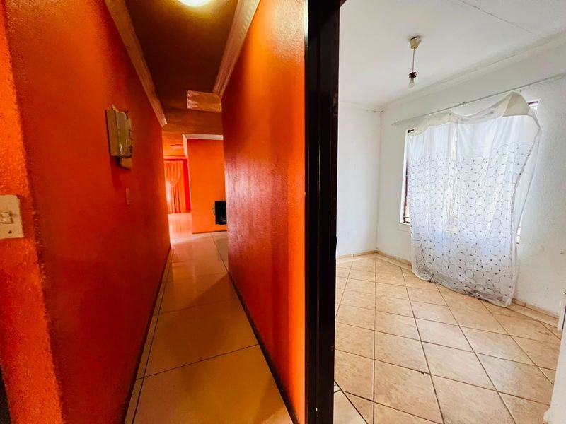 House For Sale in Sebokeng Zone 10, Sebokeng - Photo 9