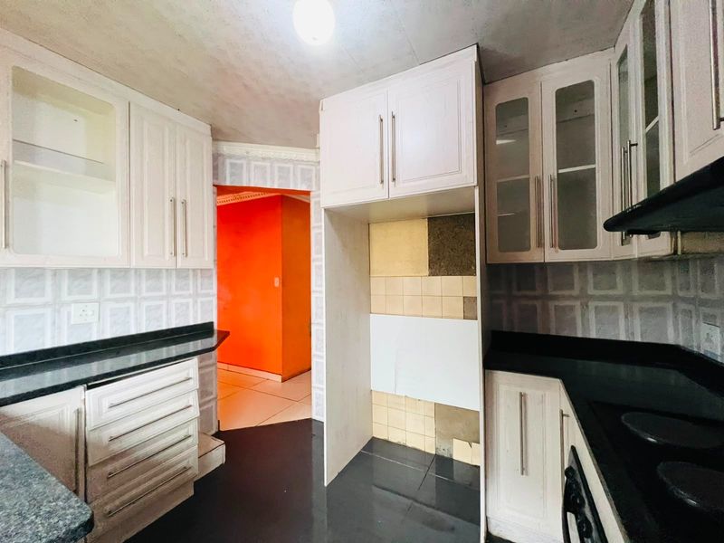 House For Sale in Sebokeng Zone 10, Sebokeng - Photo 4