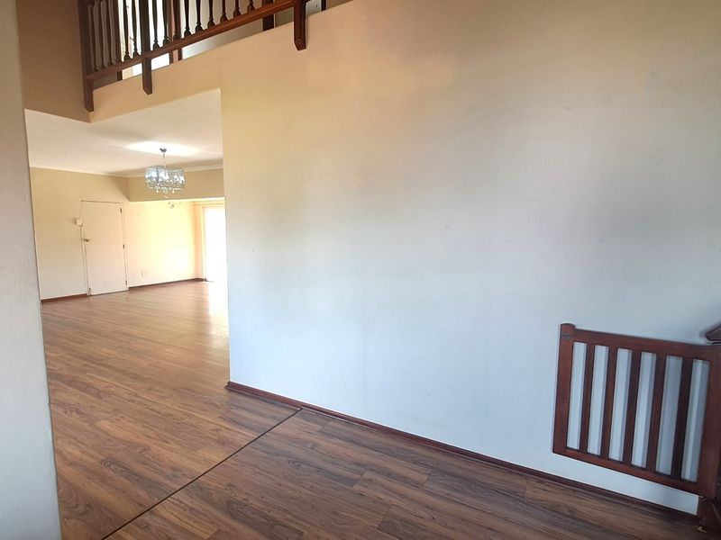 4 Bedroom House For Sale In Panorama, Malmesbury - Photo 5