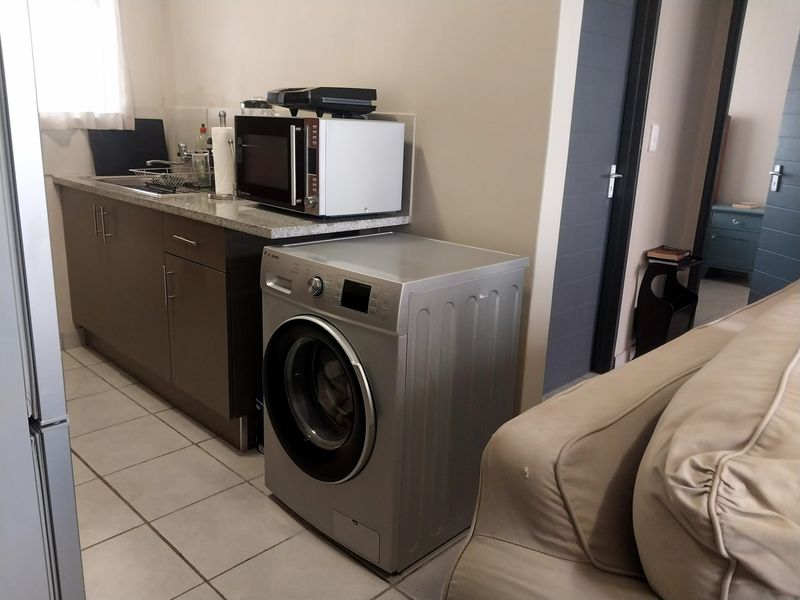 Apartment For Sale in Scottsdene Kraaifontein Western Cape - Photo 7
