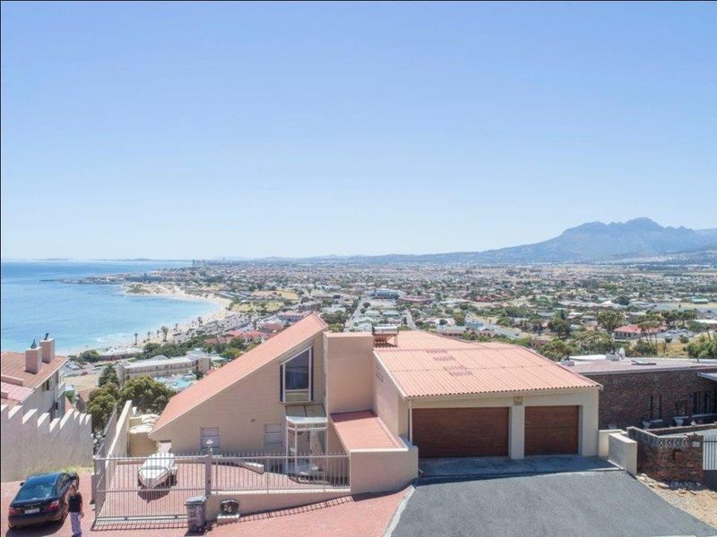 House/Guesthouse For Sale in Mountainside, Gordons Bay - Photo 6