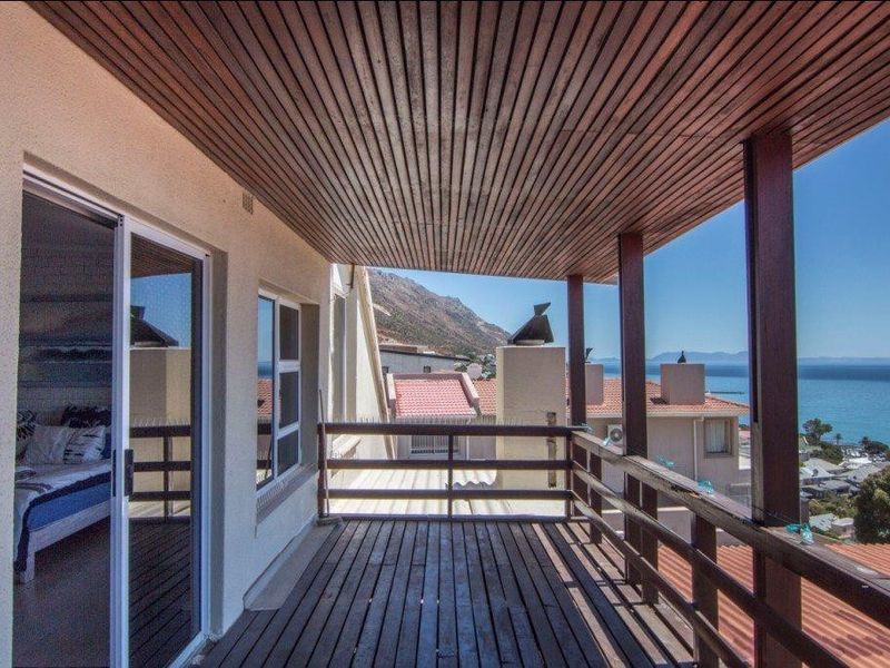 House/Guesthouse For Sale in Mountainside, Gordons Bay - Photo 9