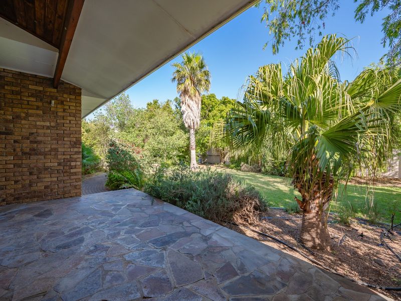 House For Sale in Land and Zeezicht Somerset West, Western Cape - Photo 6