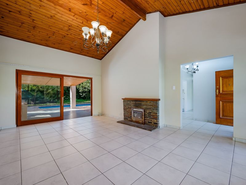 House For Sale in Land and Zeezicht Somerset West, Western Cape - Photo 10