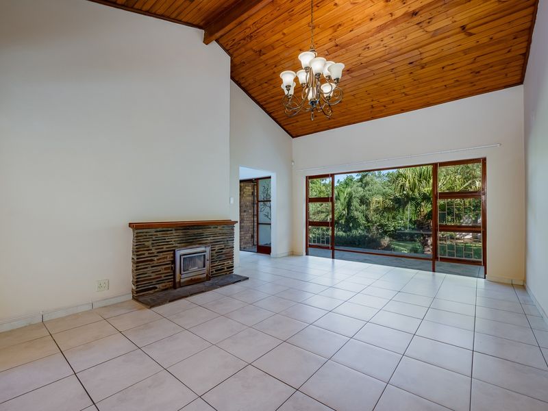 House For Sale in Land and Zeezicht Somerset West, Western Cape - Photo 9