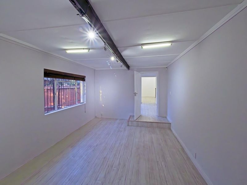 House For Sale in Brooklyn, Pretoria - Photo 4
