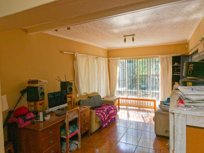 House For Sale in Brooklyn, Pretoria - Photo 8