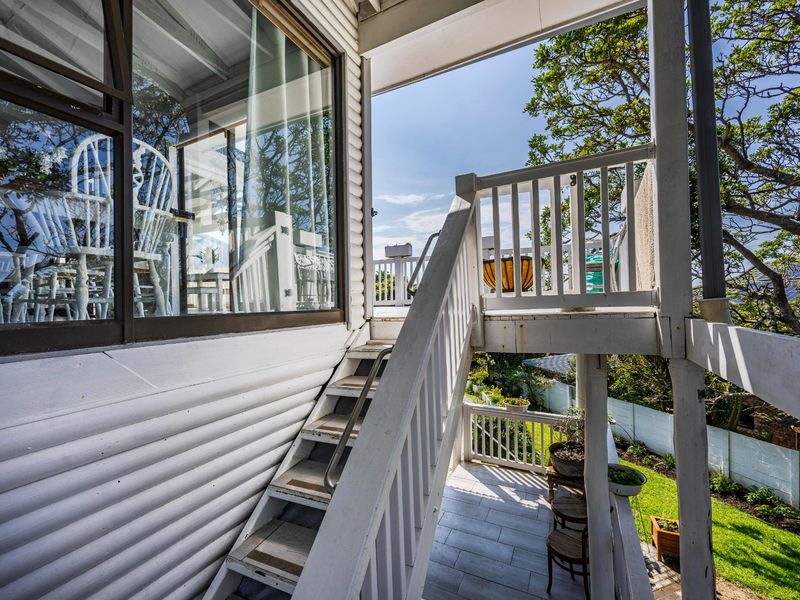 House For Sale in Sunrise On Sea, East London - Photo 9