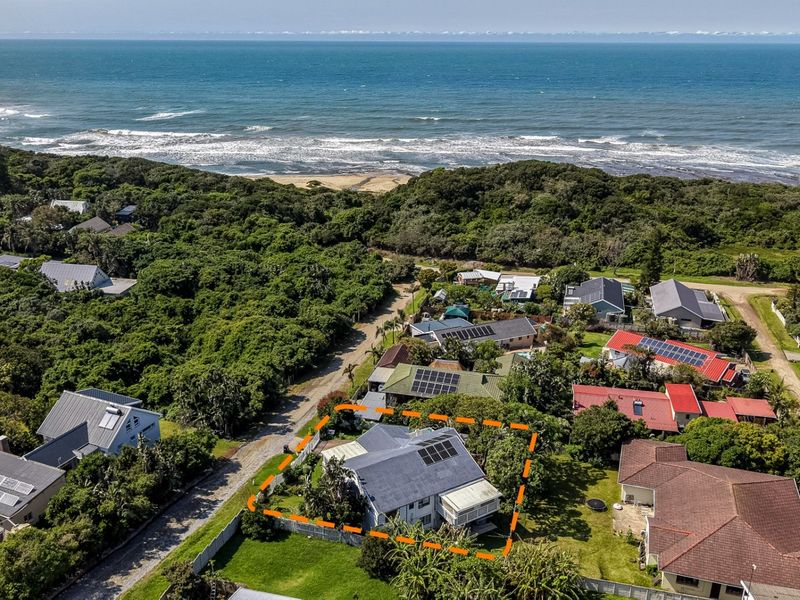 House For Sale in Sunrise On Sea, East London - Photo 4