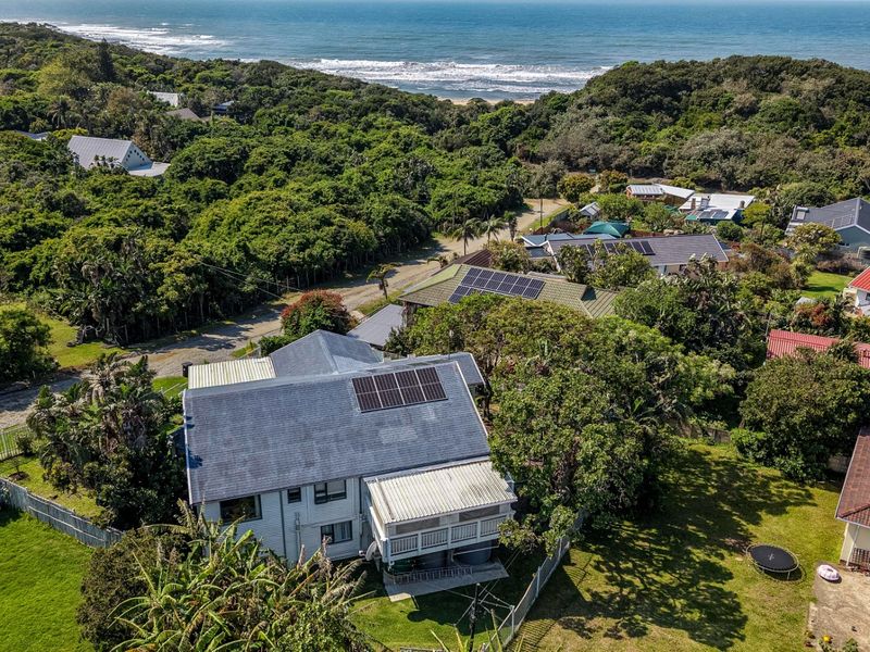 House For Sale in Sunrise On Sea, East London - Photo 3